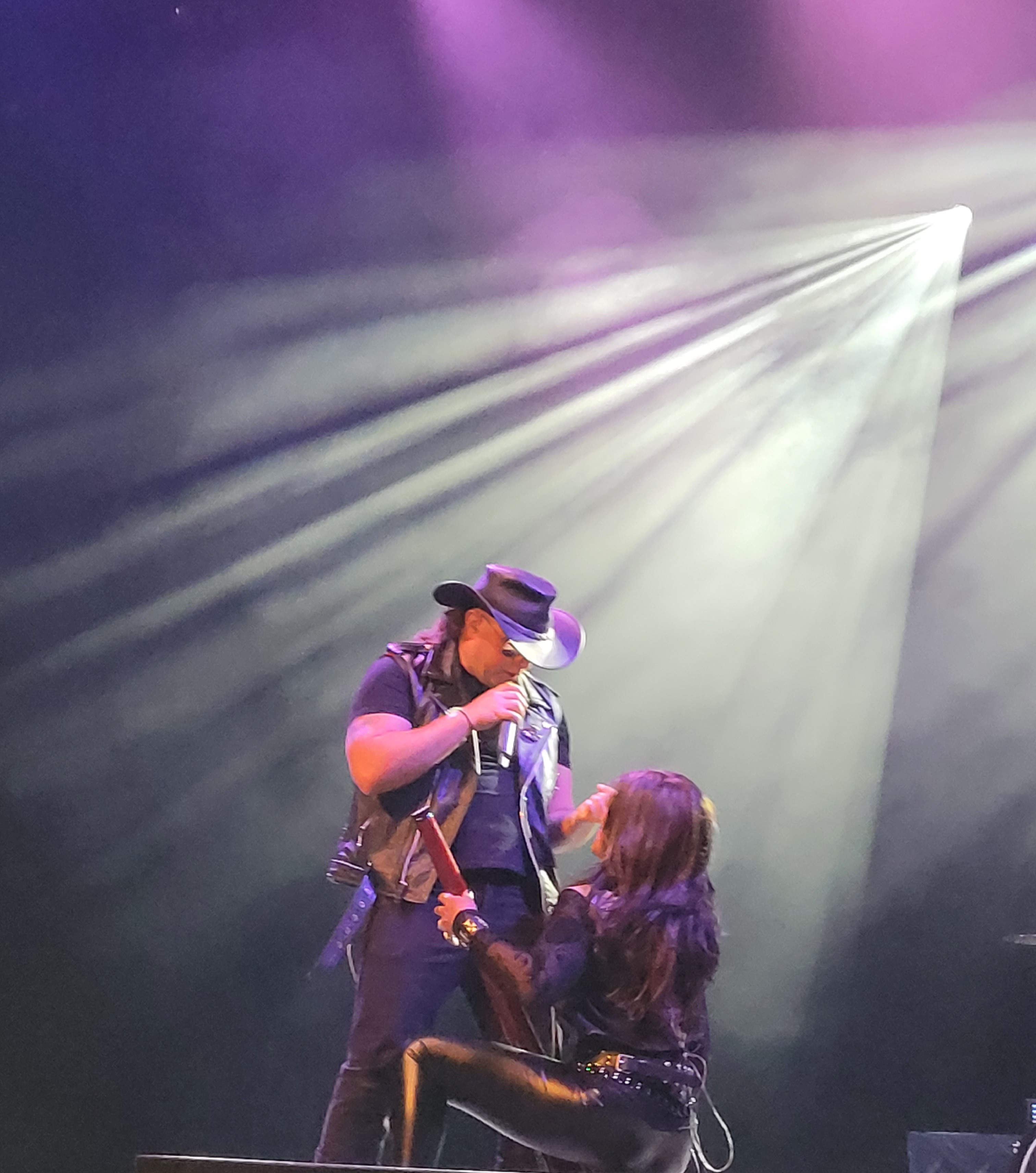 Behind the Chaos: Steel Panther Live at Grand Sierra – A GonnaHappen Recap